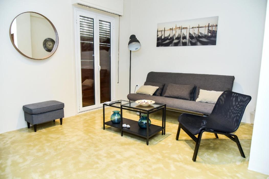 Central Apartment At Echarxia 2 Beds For 5 Pers By Mps Athena Bagian luar foto